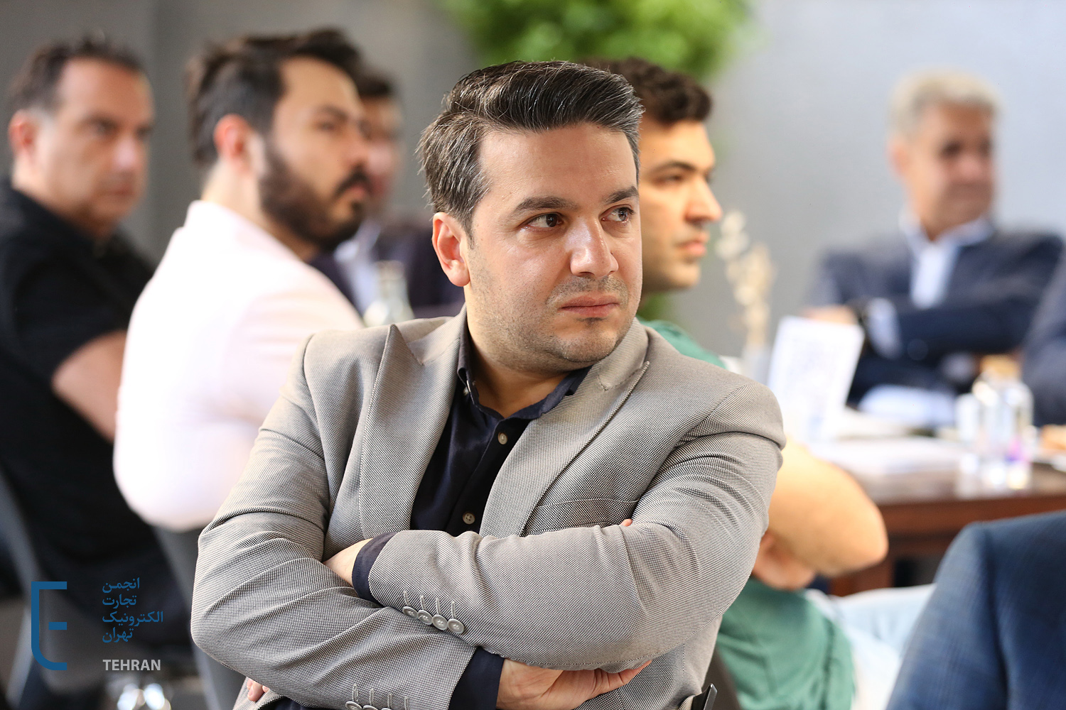 سومین صبحانه انجمن تجارت الکترونیک تهران با موضوع «چالش‌های ورود به بازارهای مالی برای استارتاپ‌ها» - تصویر 34