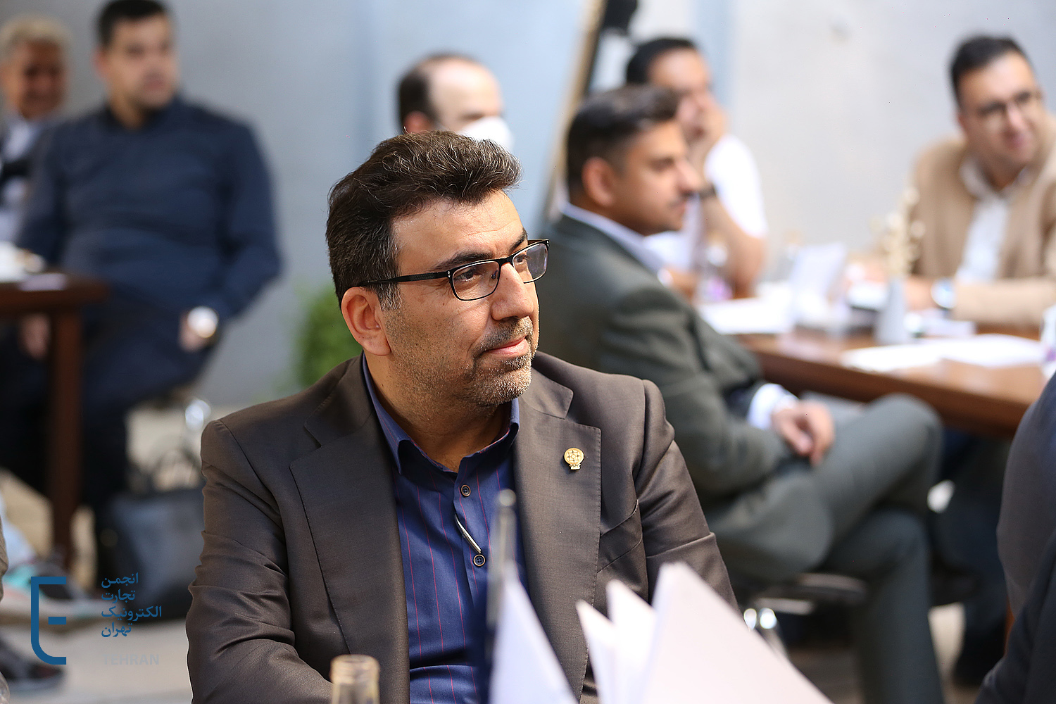 سومین صبحانه انجمن تجارت الکترونیک تهران با موضوع «چالش‌های ورود به بازارهای مالی برای استارتاپ‌ها» - تصویر 27