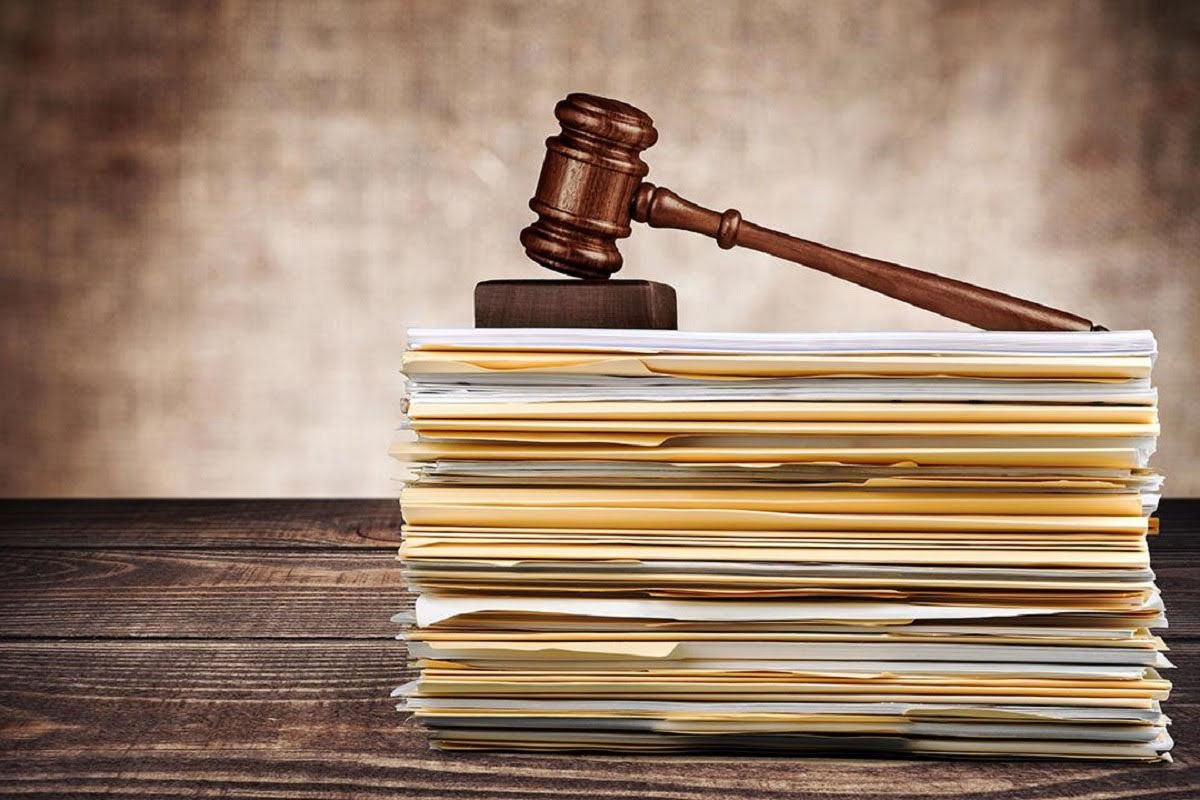 کمیسیون قوانین و مقررات