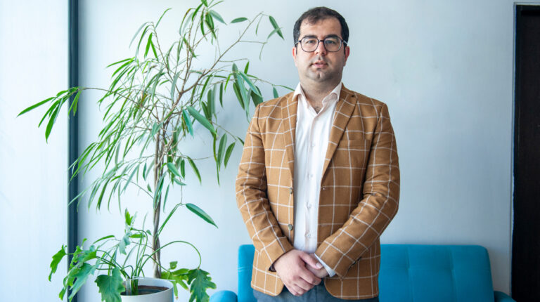 احمد طاهرخانی